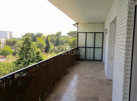 Pedralbes-Pº Manel Girona, 4 dorm + terrassa 27 m2